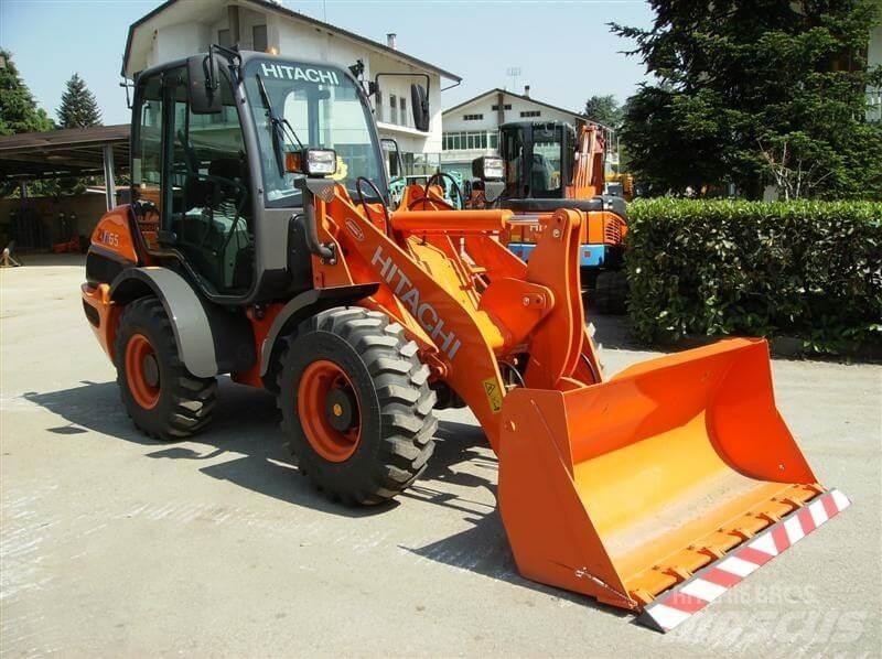 Hitachi ZW65 Carregadeiras de rodas