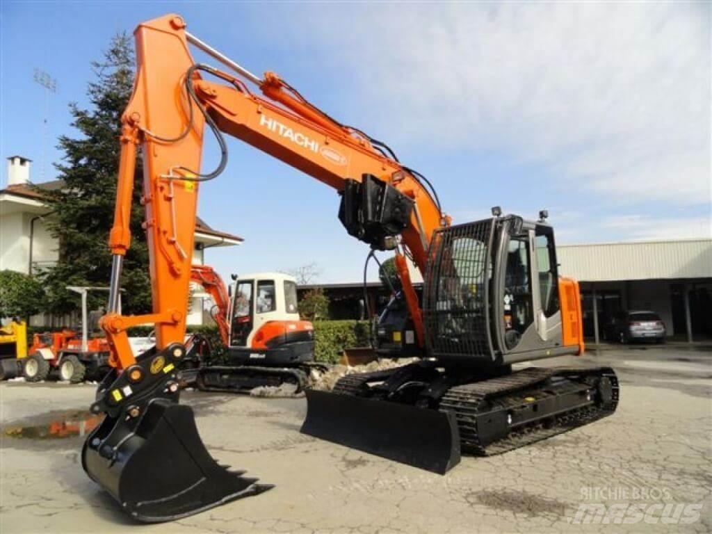 Hitachi ZX135 US-6 Escavadoras
