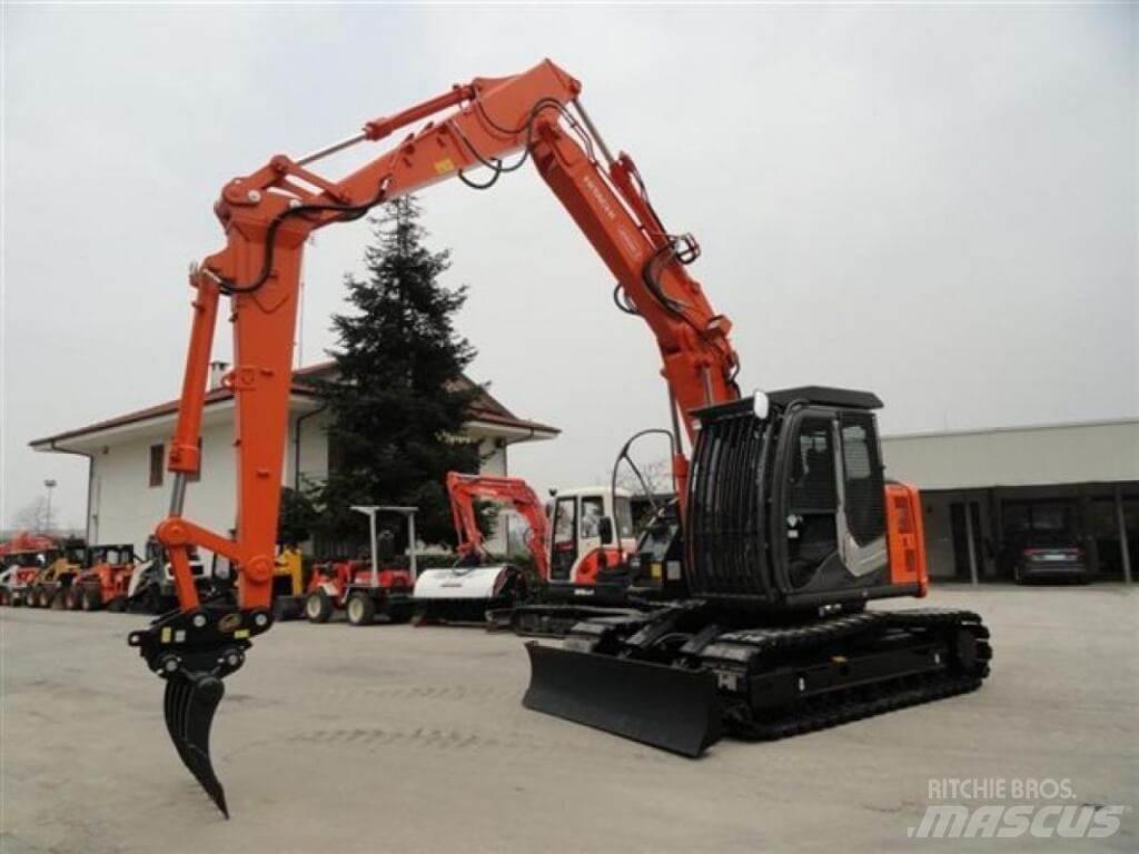 Hitachi ZX135 US-6 Escavadoras