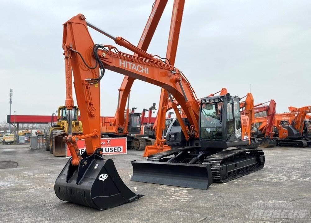 Hitachi ZX225 USBLC Escavadeiras de esteiras
