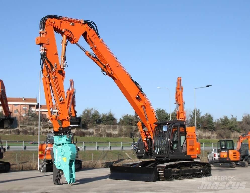 Hitachi ZX225USLC-6 Escavadeiras de esteiras