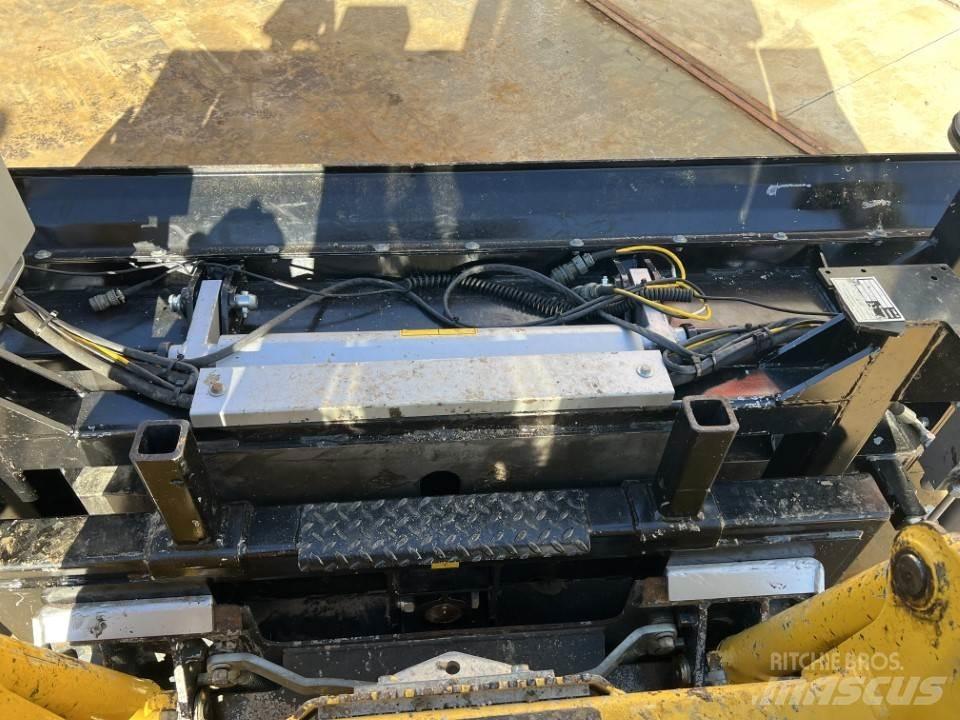 Komatsu CK 20 HF Minicarregadeiras