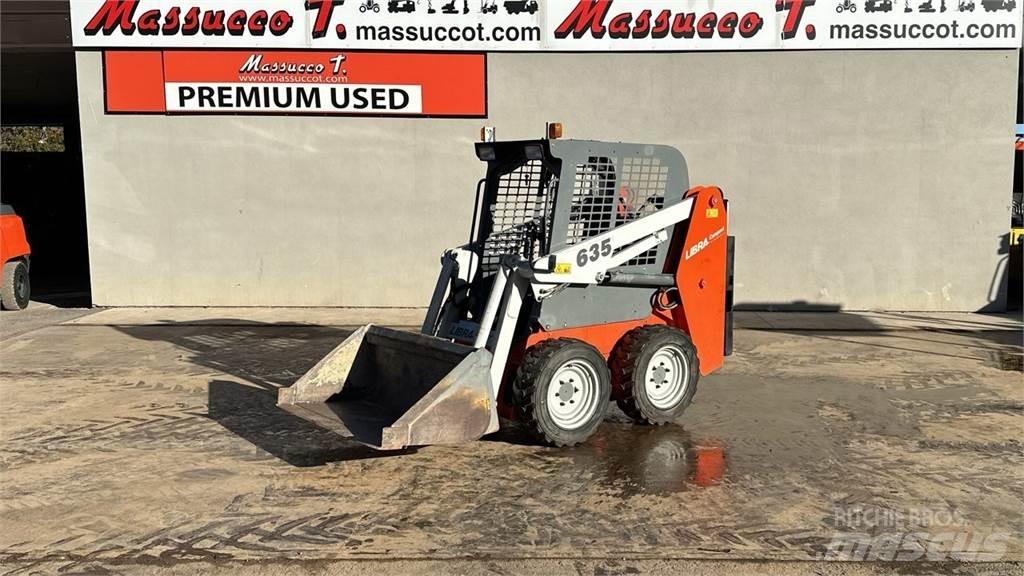 Libra 635 Minicarregadeiras