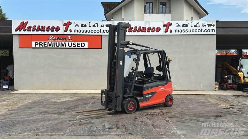 Linde E30L - 01 Empilhadores eléctricos