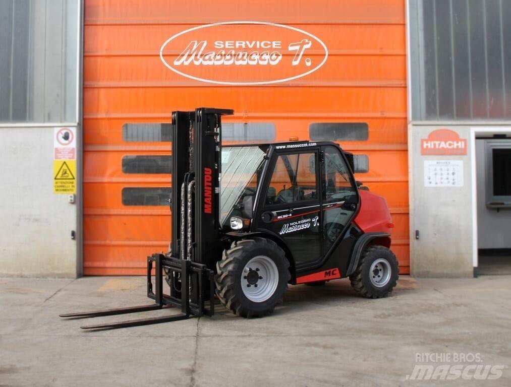Manitou MC30-4 DK 4X4 Empilhadores todo-terreno