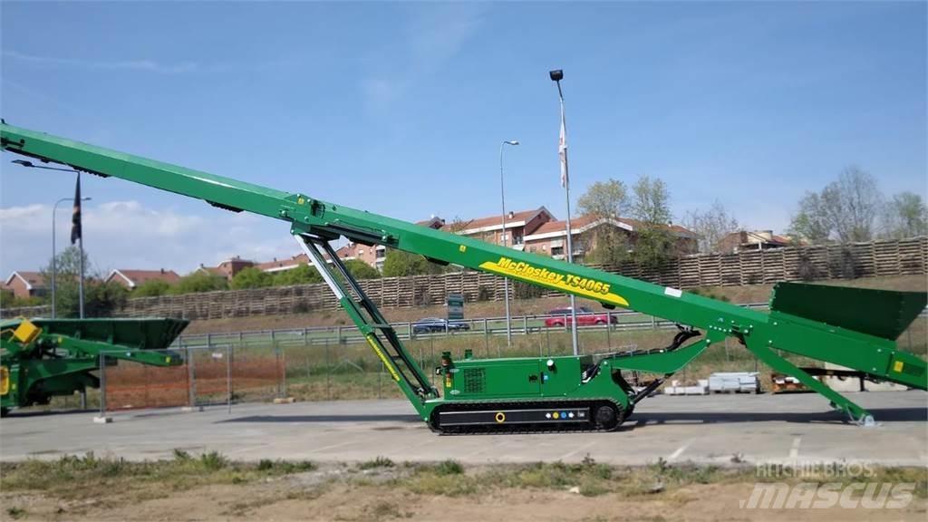McCloskey TS4065 V2 Transportadores
