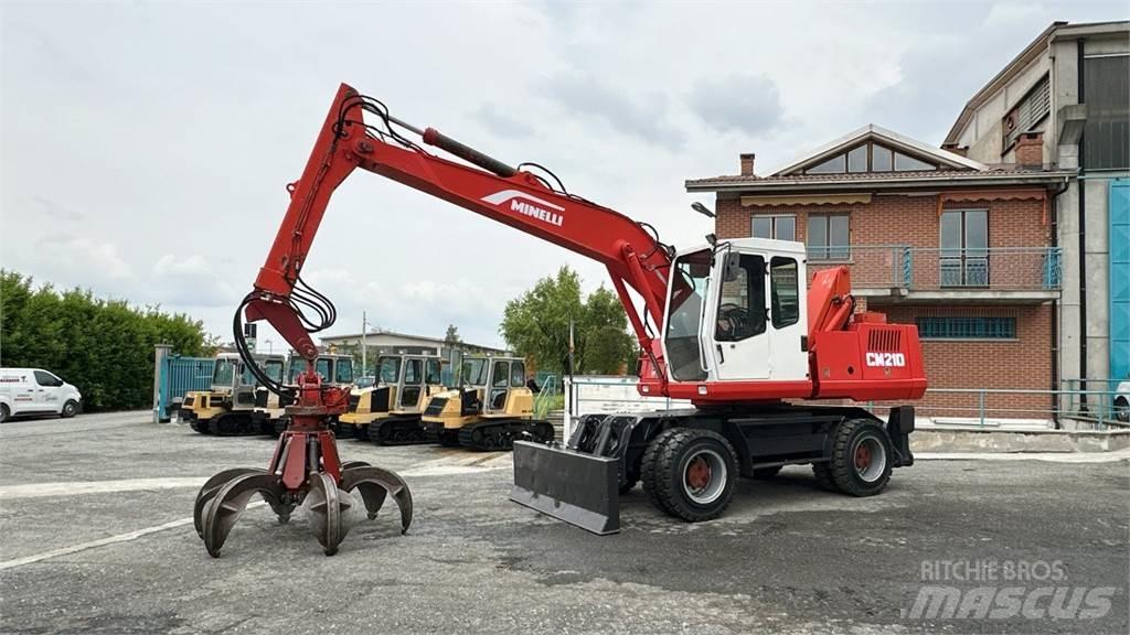 Minelli CM210 Escavadoras de rodas