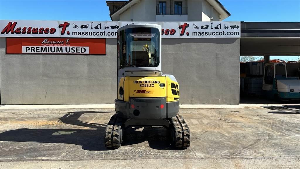 New Holland E 35.2 C Miniescavadeiras