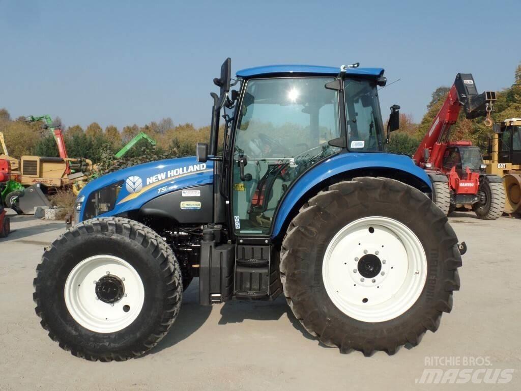 New Holland T5.115 Lâminas de neve e arados