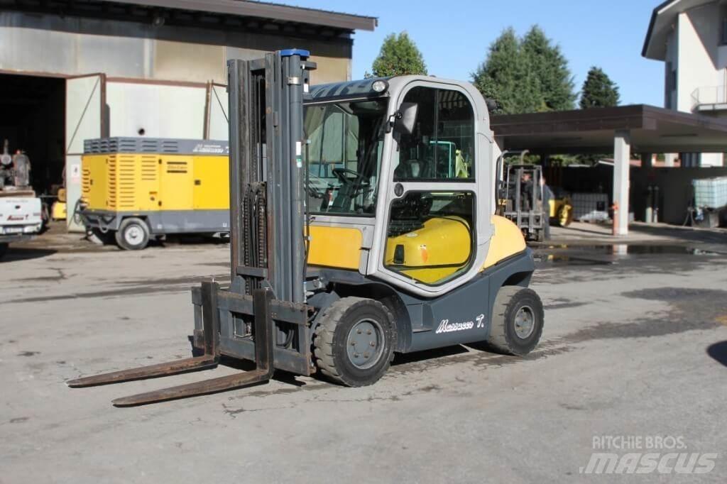 Nuova Detas SHR 40 Empilhadores Diesel