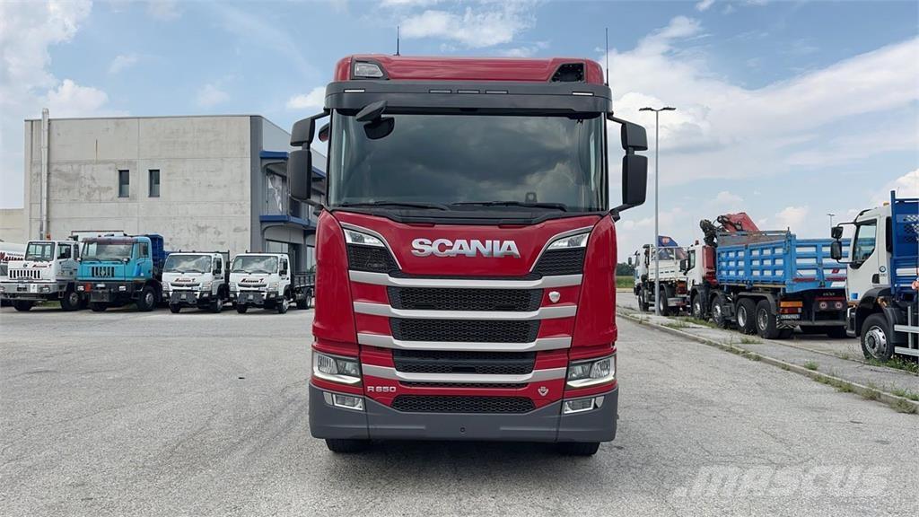 Scania R650 8x4 Outros Camiões