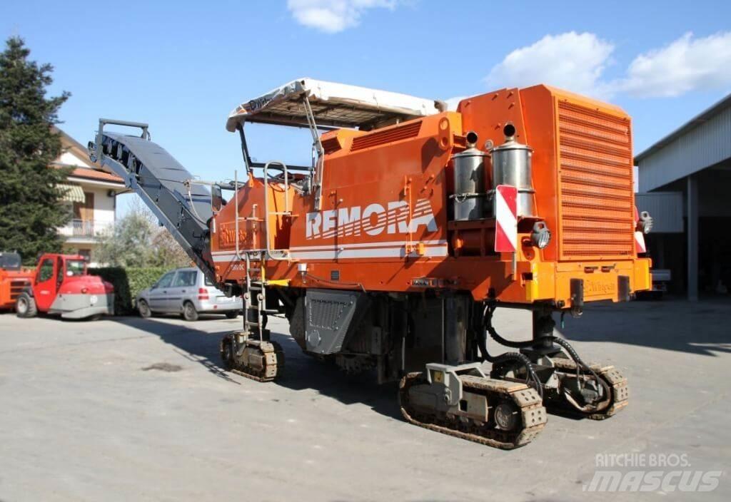 Wirtgen 1500 DC Moinhos de asfalto a frio