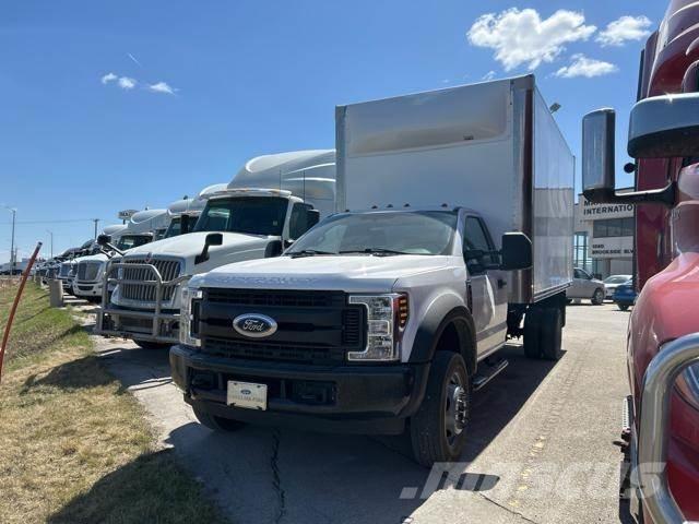 Ford F450 XL 4x2 Caminhões de caixa fechada