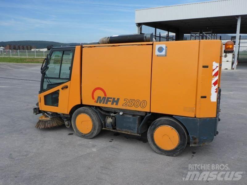 Aebi MFH 2500 Camiões varredores