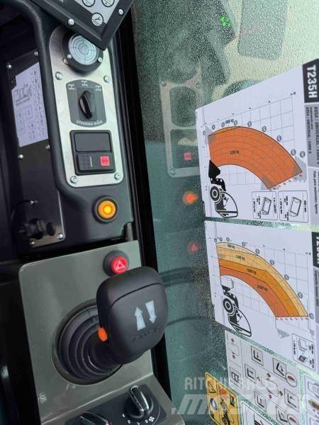 Ausa T235H Manipulador telescópico