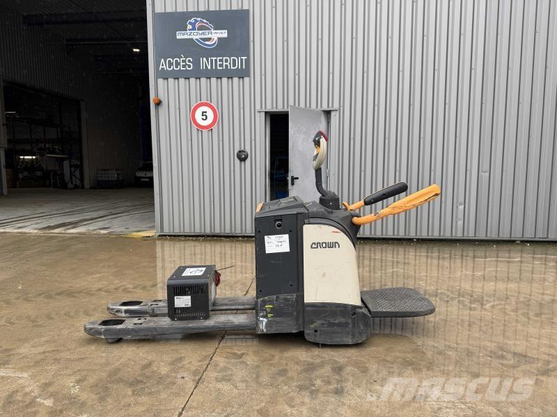 Crown WT 3000 Porta palettes