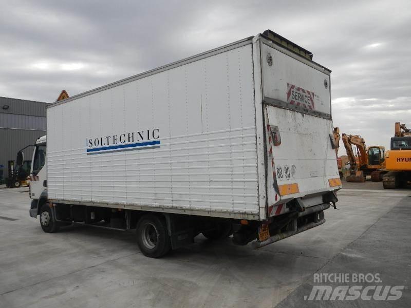 DAF LF 45 Caminhões de caixa fechada