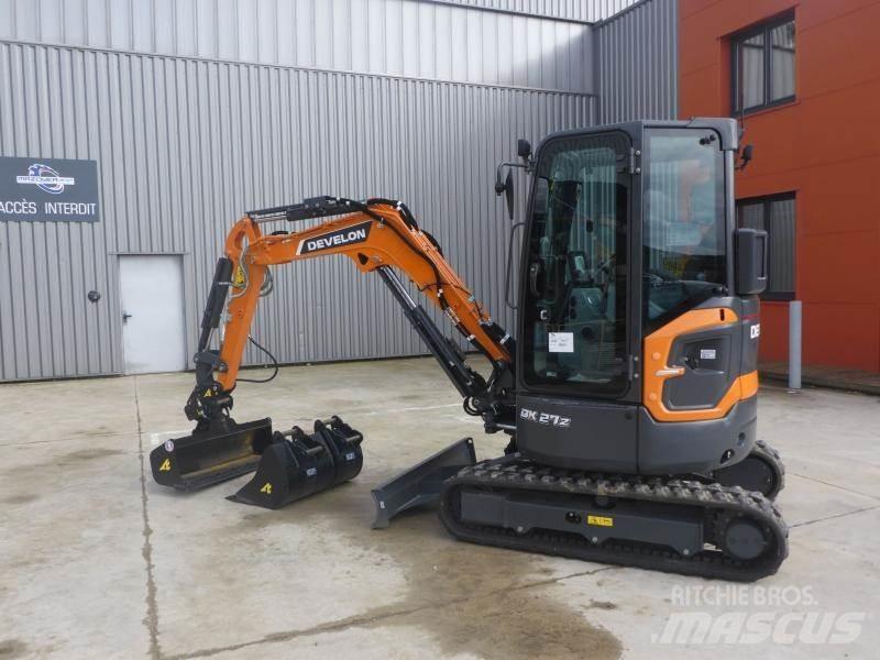 Develon DX27Z-7 Miniescavadeiras