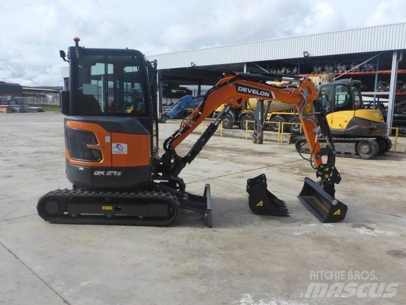 Develon DX27Z-7 Miniescavadeiras