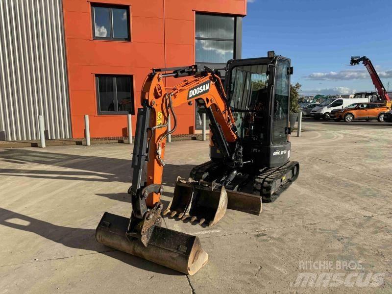 Doosan DX 27 Z Miniescavadeiras