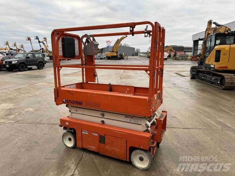 Snorkel S3215E Elevadores braços articulados