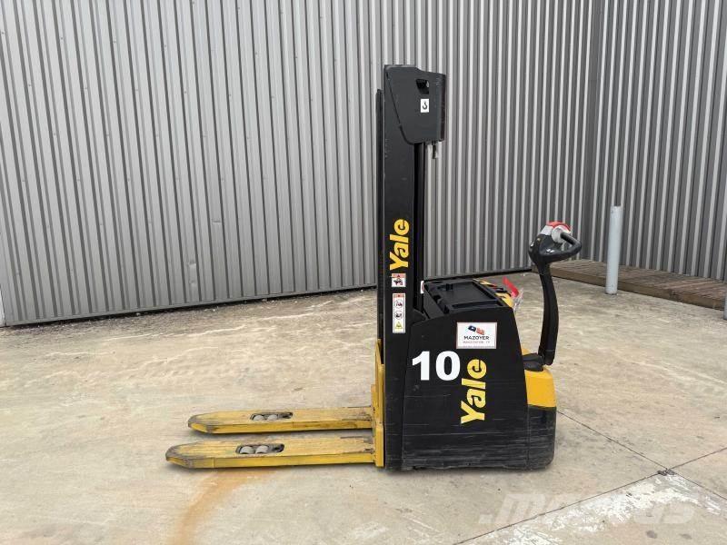 Yale MS16 IL Empilhador para operador externo