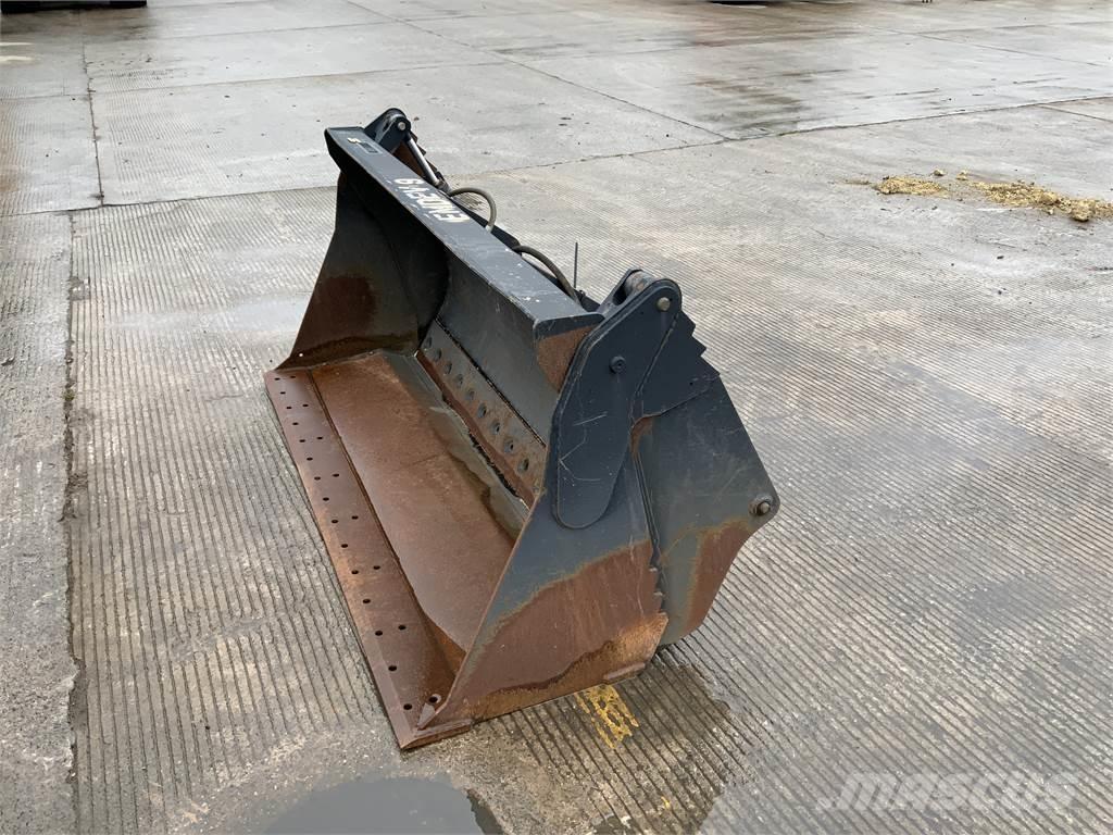 JCB 6FT 4 in 1 Bucket Agricultura - Outros
