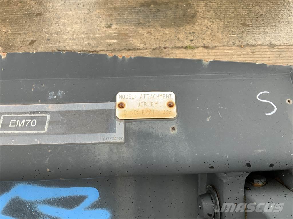 JCB 6FT 4 in 1 Bucket Agricultura - Outros
