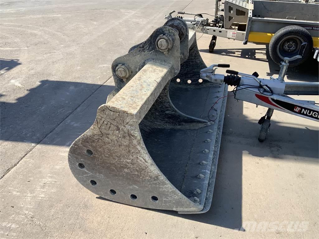 JCB 7ft Grader Bucket Agricultura - Outros
