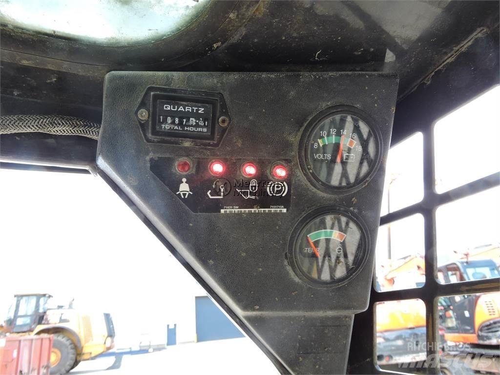 Bobcat S70 Carregadeiras de rodas