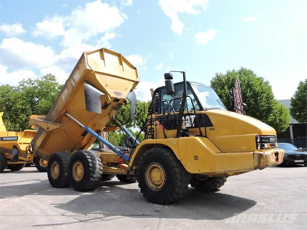 CAT 730 Caminhões articulados
