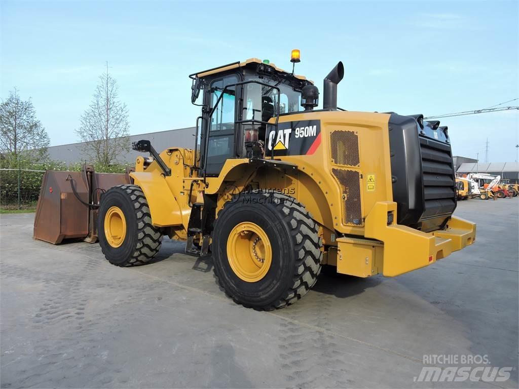 CAT 950M Carregadeiras de rodas