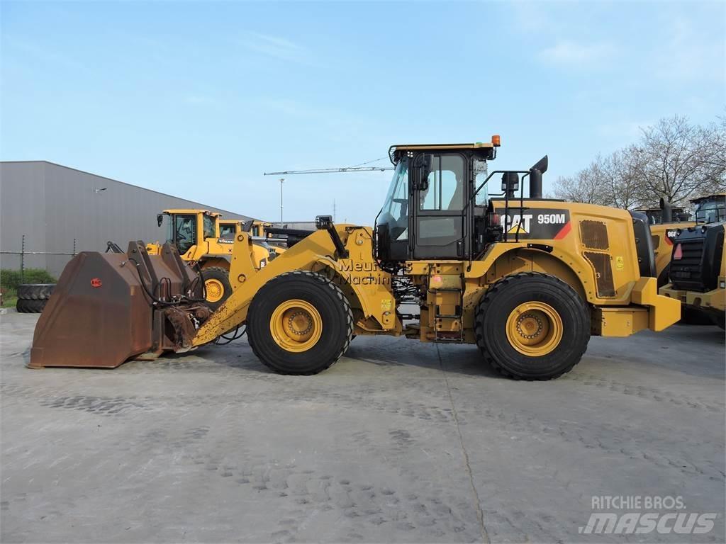 CAT 950M Carregadeiras de rodas