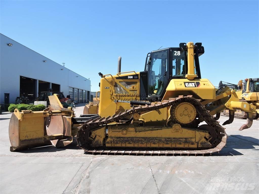 CAT D6NLGP GERMAN Niveladoras