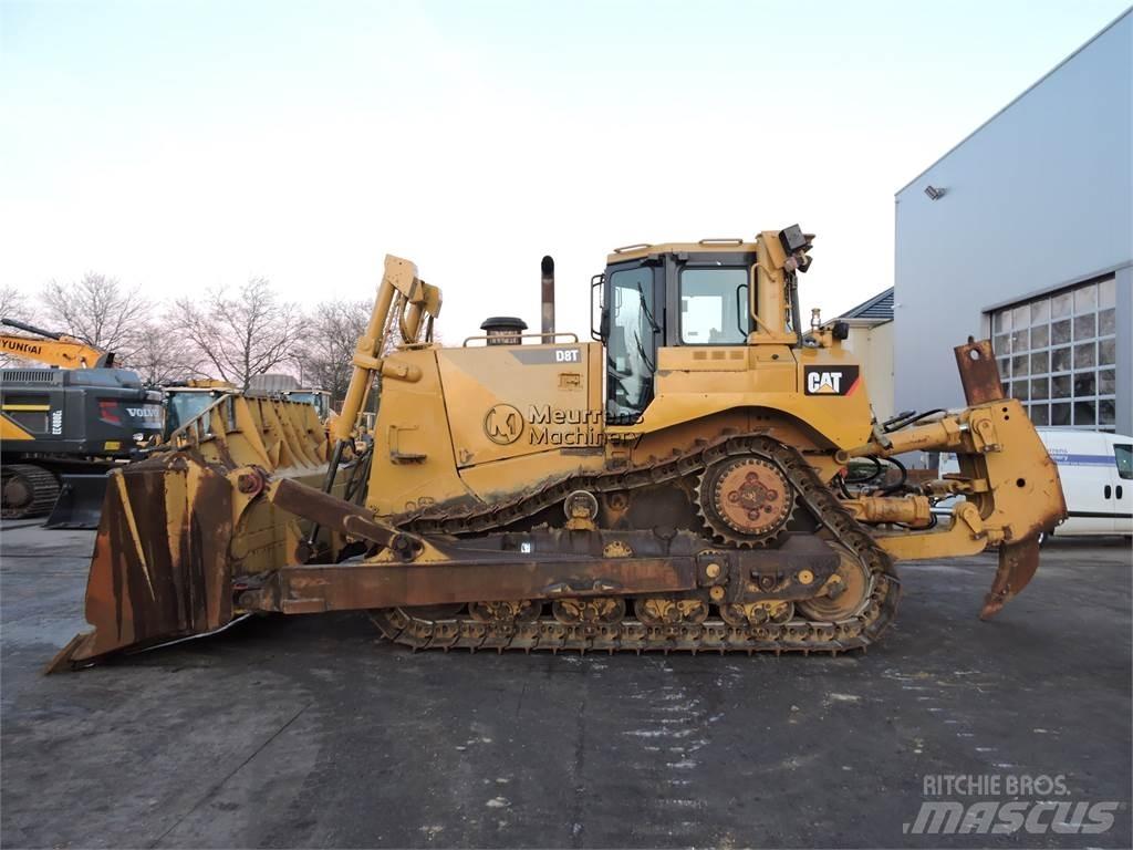 CAT D8T Niveladoras
