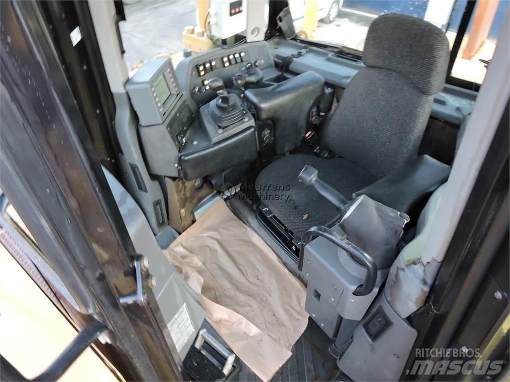 CAT D8T Niveladoras