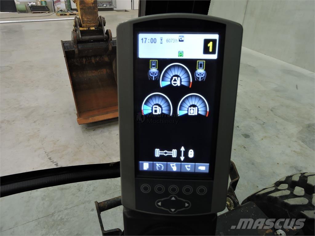 CAT M322D Escavadoras de rodas