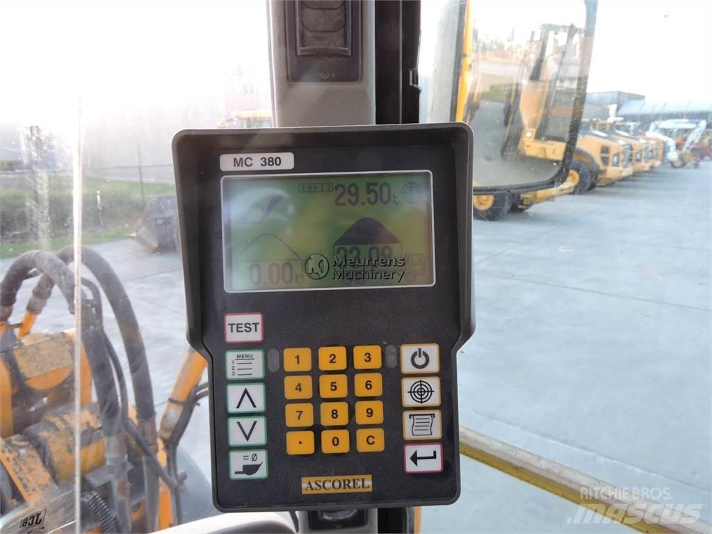 JCB 436B Carregadeiras de rodas