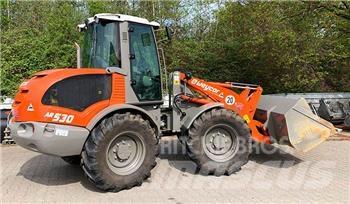 Weycor AR 530 Carregadeiras de rodas