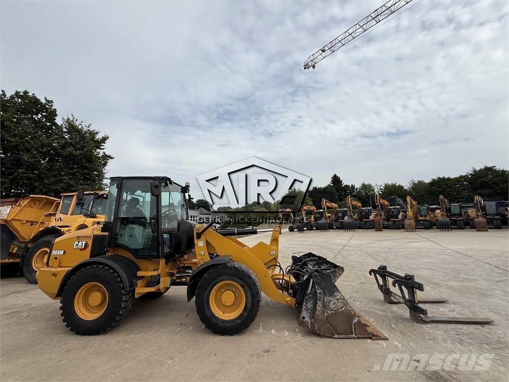 CAT 908M Carregadeiras de rodas