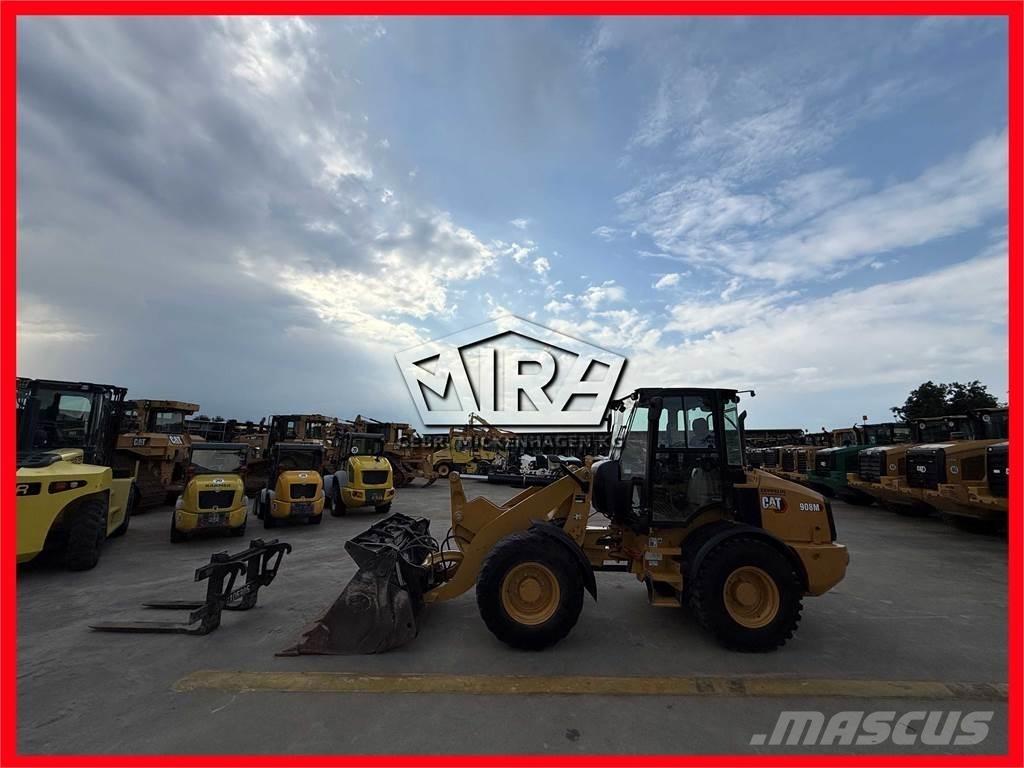 CAT 908M Carregadeiras de rodas