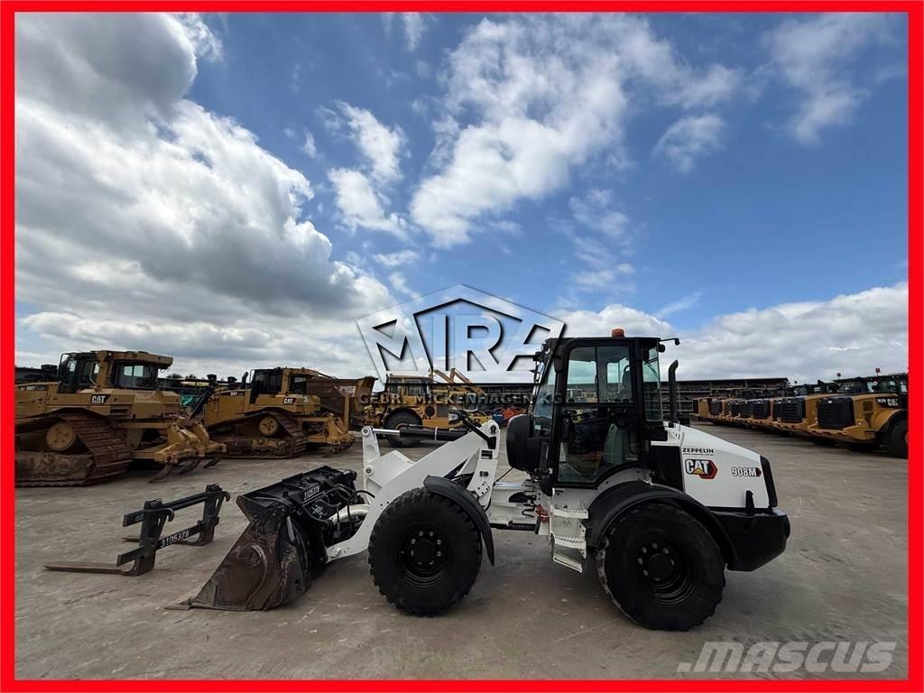 CAT 908M Carregadeiras de rodas