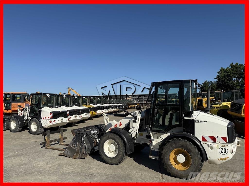 CAT 908M Carregadeiras de rodas