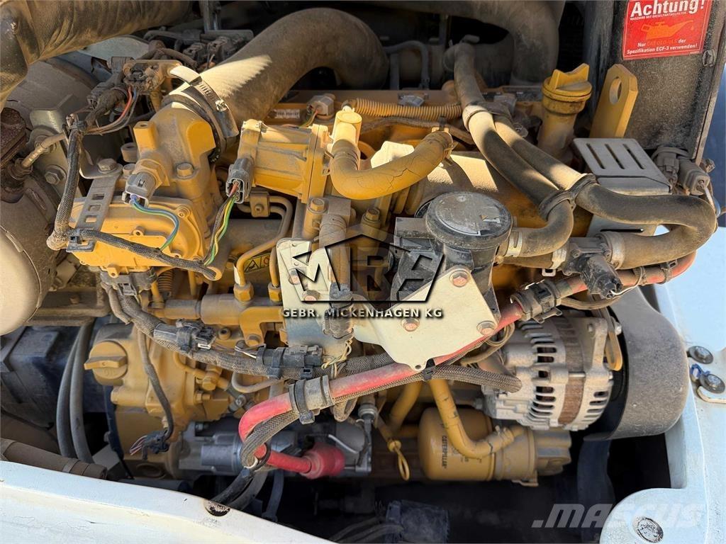 CAT 908M Carregadeiras de rodas