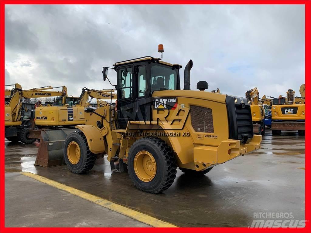 CAT 930M Carregadeiras de rodas