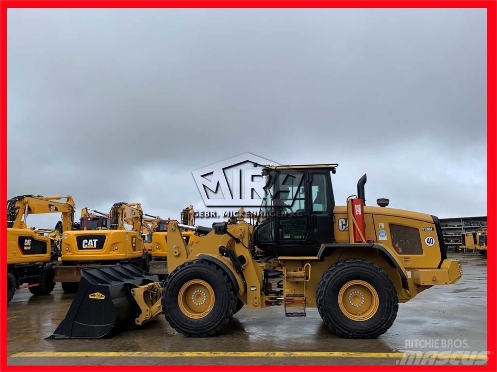 CAT 930M Carregadeiras de rodas