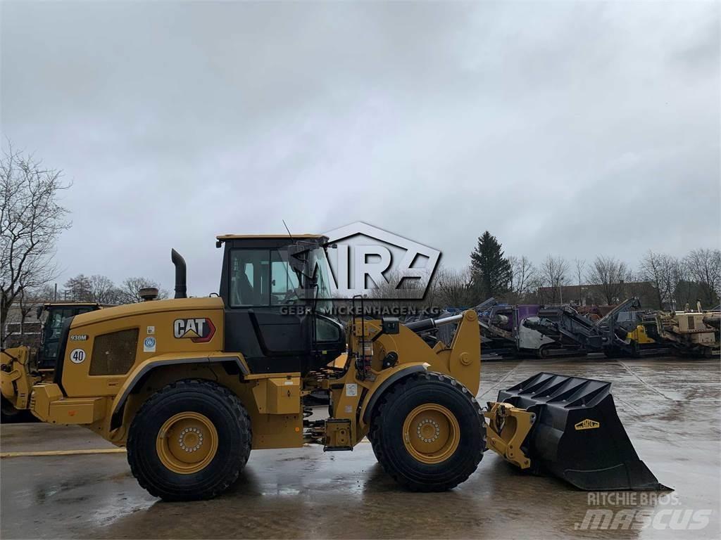 CAT 930M Carregadeiras de rodas