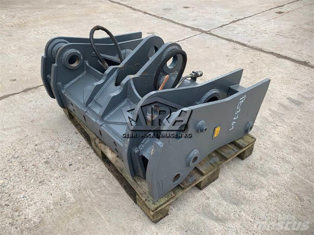 CAT 938K + M Uniőes rápidas