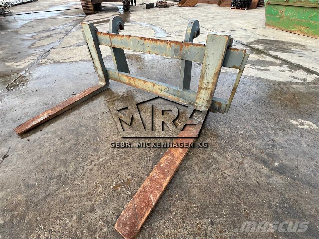 Volvo SW / L90 Garfos