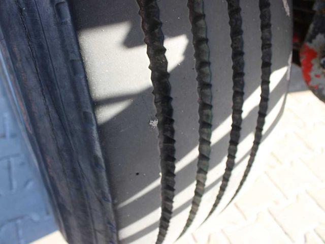  ANBS, PNEU 80% Reboques de cortinas laterais